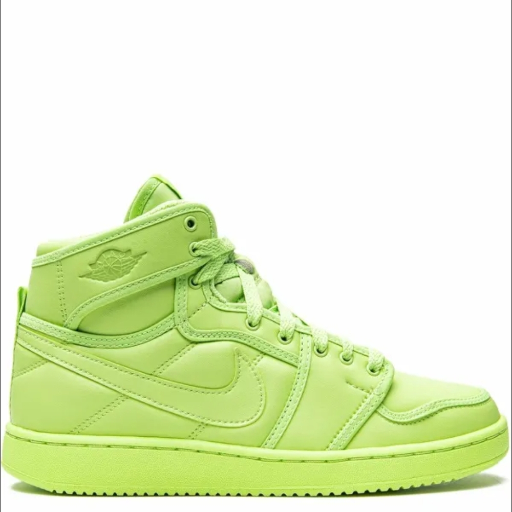 Billie Ellish Air Force 1s